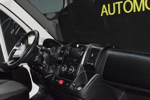 Peugeot Boxer 333 L2 H2 BHDI 103KW (140CV) SS 6 V. M - Foto 16