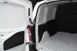 Peugeot Partner PRO STANDARD 600KG BLUEHDI 73KW - Foto 9