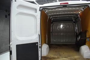 Peugeot Boxer 333 L2 H2 BHDI 103KW (140CV) SS 6 V. M - Foto 8