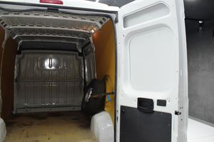 Peugeot Boxer 333 L2 H2 BHDI 103KW (140CV) SS 6 V. M - Foto 10
