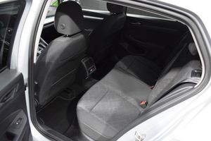Volkswagen Golf LIFE 1.5 ETSI 110KW (150CV) DSG - Foto 9