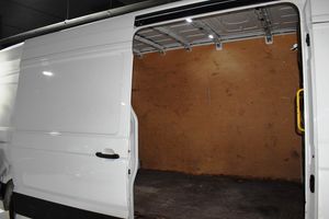 Volkswagen Crafter  35 Furgón BL TA L4H3 2.0 TDI 130kW AUTO - Foto 12