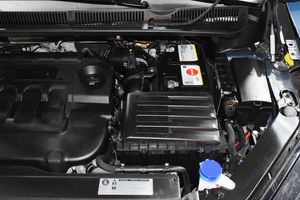 Volkswagen Touran Business & Navi 1.6 TDI 85kW (115CV) 7 PLZ - Foto 47
