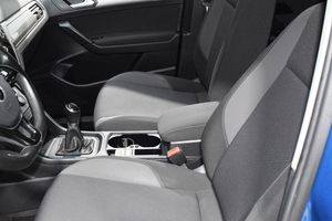Volkswagen Touran Business & Navi 1.6 TDI 85kW (115CV) 7 PLZ - Foto 25
