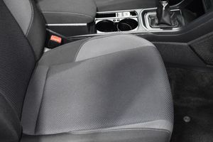 Volkswagen Touran Business & Navi 1.6 TDI 85kW (115CV) 7 PLZ - Foto 20