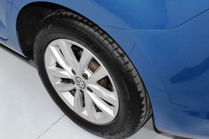 Volkswagen Touran Business & Navi 1.6 TDI 85kW (115CV) 7 PLZ - Foto 45