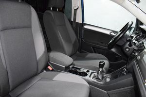 Volkswagen Touran Business & Navi 1.6 TDI 85kW (115CV) 7 PLZ - Foto 22