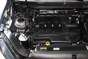 Volkswagen Touran Business & Navi 1.6 TDI 85kW (115CV) 7 PLZ - Foto 46