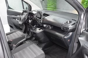 Opel Combo 1.5 TD 96kW (130CV) S/S Selective XL 5 P 7PLZ - Foto 16