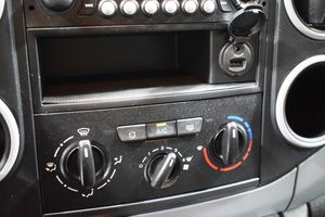 Peugeot Partner TEPEE Access 1.6 BlueHDi 55KW (75CV) 4 P - Foto 17