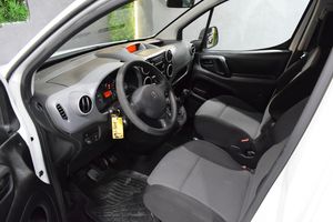Peugeot Partner TEPEE Access 1.6 BlueHDi 55KW (75CV) 4 P - Foto 8