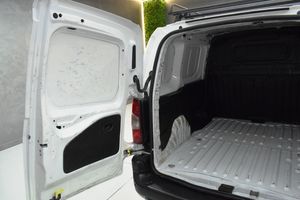 Opel Combo Cargo 1.5 TD 75kW (100CV) Express L H1 650kg 4 P - Foto 9