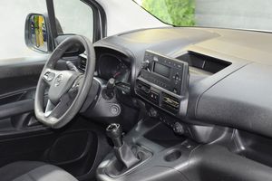 Opel Combo Cargo 1.5 TD 75kW (100CV) Express L H1 650kg 4 P - Foto 15