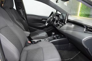 Toyota Corolla 1.8 125H BUSINESS PLUS E-CVT 5P automatica - Foto 15