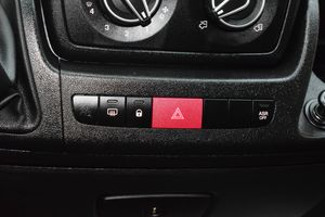 Peugeot Boxer 333 L2 H2 BHDI 103KW (140CV) SS 6 V. M - Foto 30