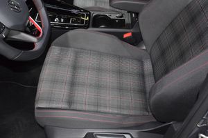 Volkswagen Golf GTI - Foto 18