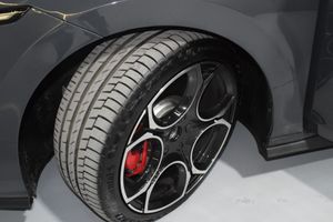 Volkswagen Golf GTI - Foto 43