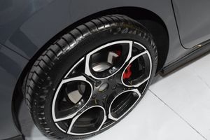 Volkswagen Golf GTI - Foto 45