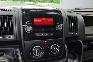 Peugeot Boxer 335 L3 H2 BHDI 140 CV S&S 6 V. M - Foto 27