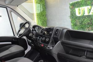 Peugeot Boxer 335 L3 H2 BHDI 140 CV S&S 6 V. M - Foto 16