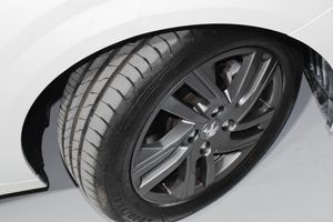 Peugeot 208 BlueHDi 73kW (100CV) - Foto 40