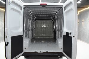 Fiat Ducato 35 L3H2 Nat.Pow(100kW) EU6 D-temp GNC 4 Puertas - Foto 8