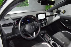Toyota Corolla 2.0 180H GR-SPORT E-CVT TOURING SPORT - Foto 45