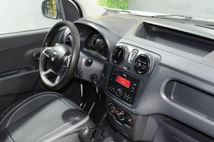 Dacia Dokker Essential 1.6 SCe 110CV MT5 E6 - Foto 18