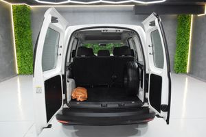 Volkswagen Caddy Profesional Kombi 2.0 TDI SCR 4M BMT 122 4 Puertas - Foto 8