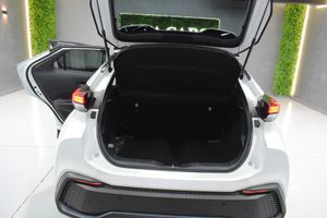 Toyota C-HR HYBRID ADVANCE 1.8 140CV E-CVT - Foto 11
