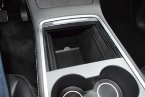 Tesla Model Y Gran autonomía Tracción integral - Foto 20