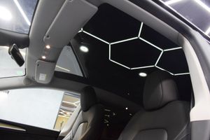 Tesla Model Y Gran autonomía Tracción integral - Foto 24