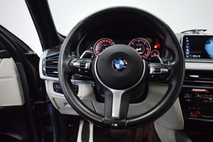 BMW X5 M50D   - Foto 45