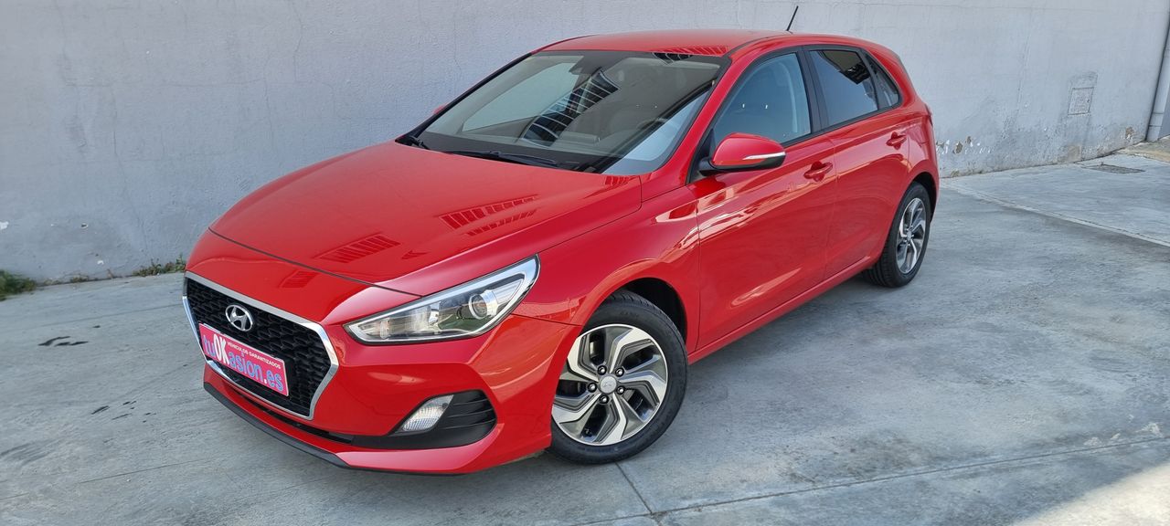 Hyundai i30 1.6CRDi 95CV KLASS   - Foto 1