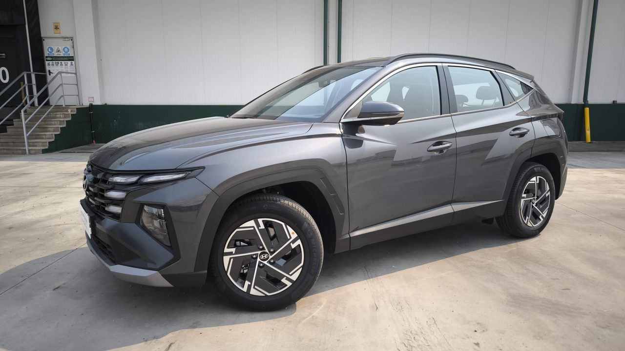 Hyundai Tucson 1.6TGDI 160CV MAXX   - Foto 1