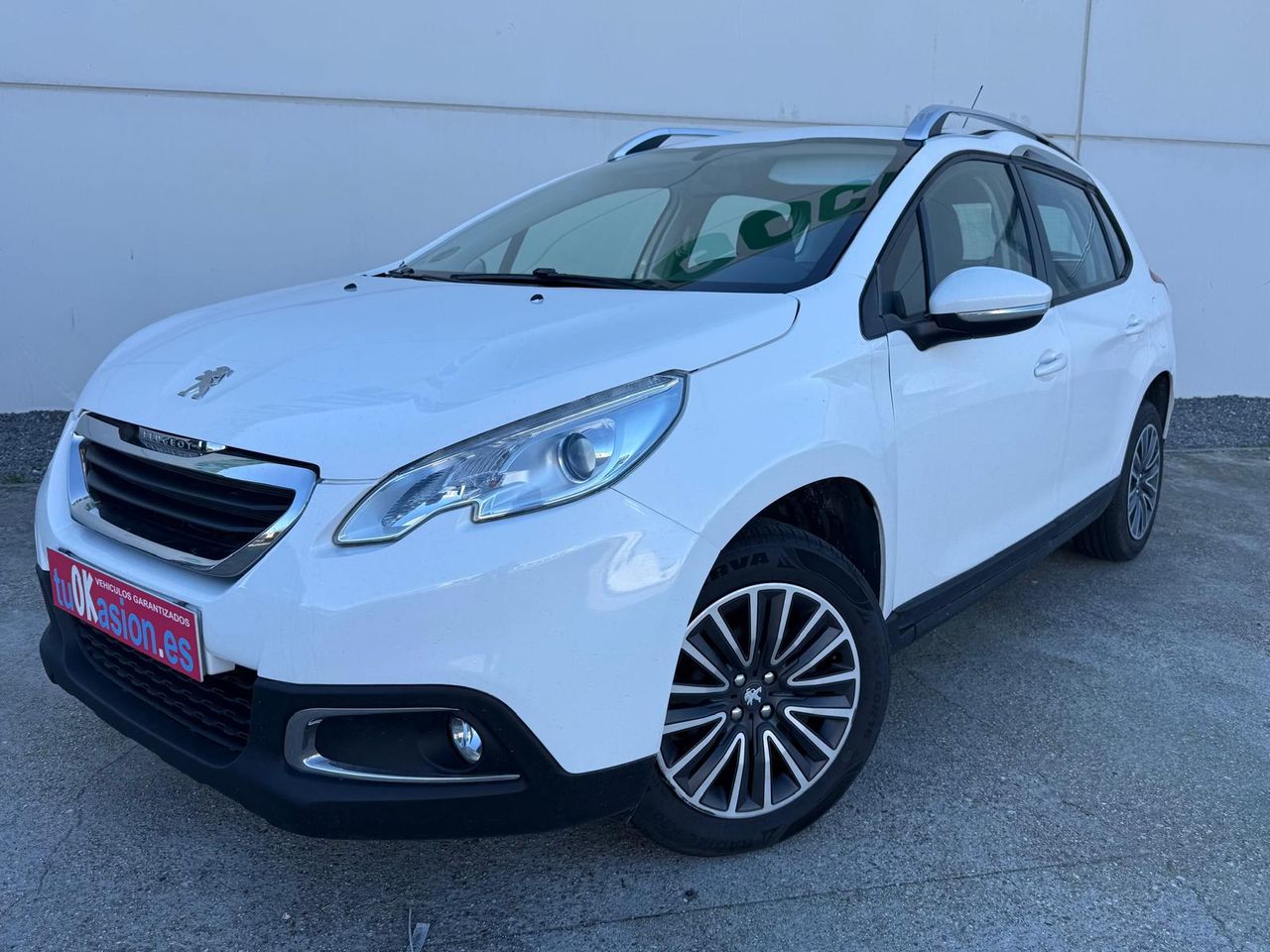 Peugeot 2008 Active 1.2 VTI 82 CV  - Foto 1