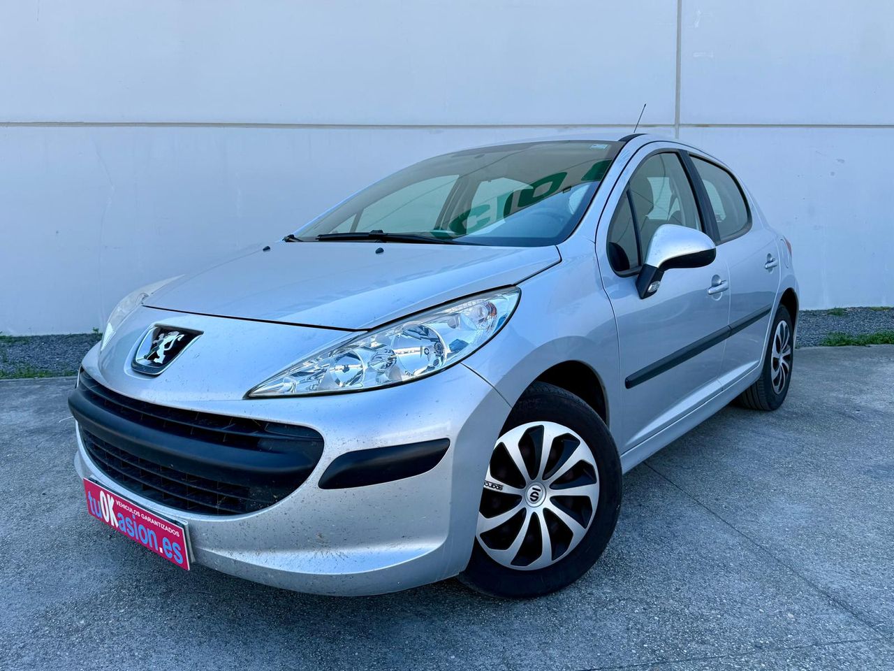 Peugeot 207 1.6 HDI 90CV XLINE  - Foto 1