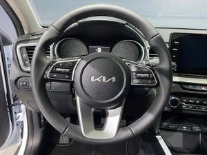 Kia XCeed 1.0 T-GDi Drive 88kW (120CV)  - Foto 27