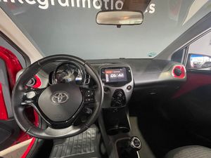Toyota Aygo 1.0 70 x-play  - Foto 26