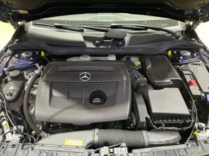 Mercedes GLA 180d 110CV  - Foto 40