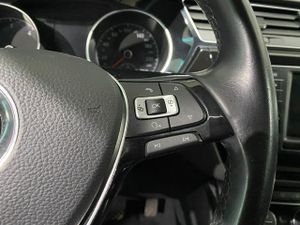 Volkswagen Touran Advance 1.6 TDI SCR 115CV BMT DSG  - Foto 27