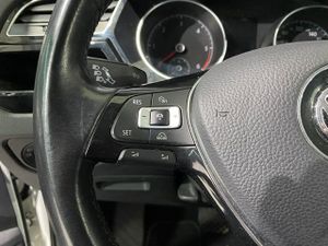 Volkswagen Touran Advance 1.6 TDI SCR 115CV BMT DSG  - Foto 26
