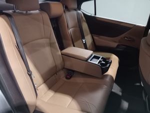 Lexus ES 2.5 300h Executive  - Foto 27