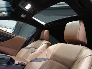 Lexus ES 2.5 300h Executive  - Foto 16
