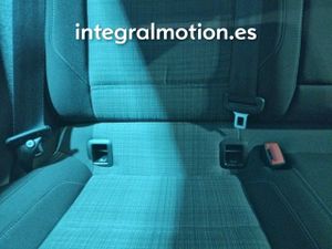 Volkswagen Passat Executive 2.0 TDI 110kW (150CV)  - Foto 21