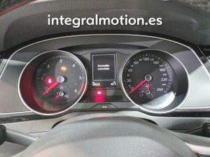 Volkswagen Passat Executive 2.0 TDI 110kW (150CV)  - Foto 9