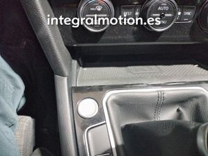 Volkswagen Passat Executive 2.0 TDI 110kW (150CV)  - Foto 20