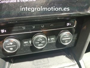 Volkswagen Passat Executive 2.0 TDI 110kW (150CV)  - Foto 18