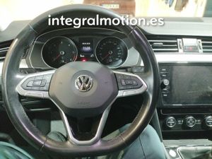 Volkswagen Passat Executive 2.0 TDI 110kW (150CV)  - Foto 12