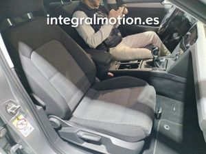 Volkswagen Passat Executive 2.0 TDI 110kW (150CV)  - Foto 10